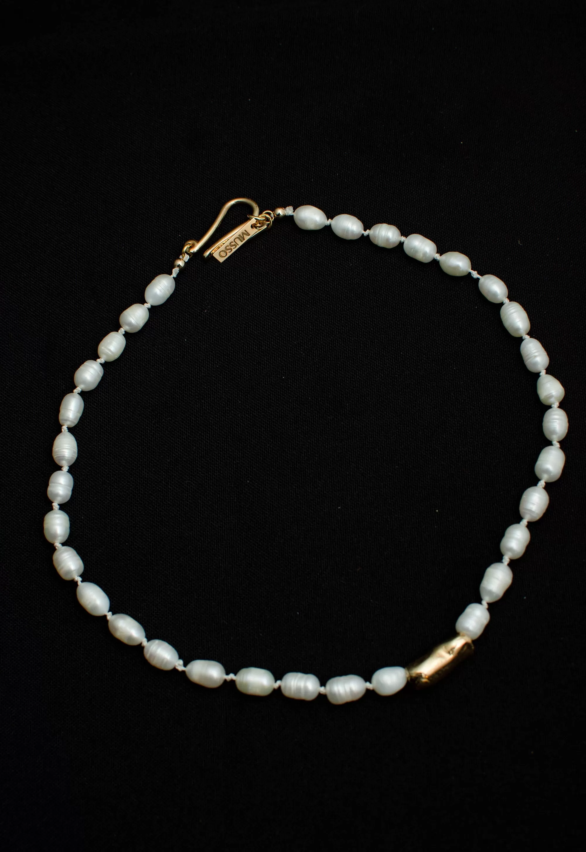 ARRIA PEARL NECKLACE