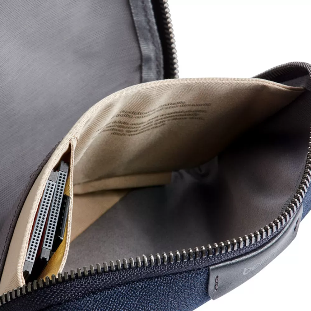 Bellroy Tech Kit Compact Navy