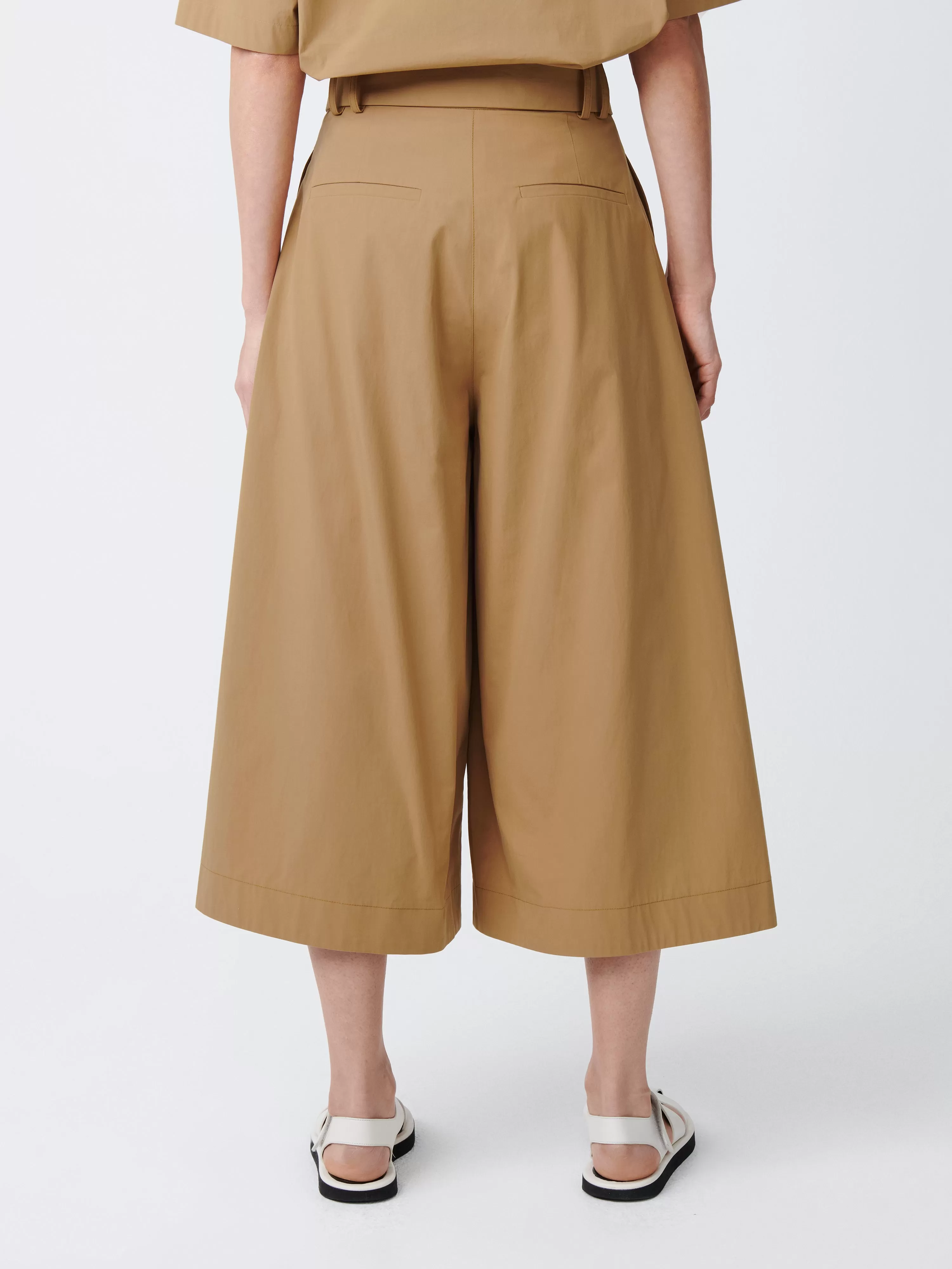 Benko Pant in Sand