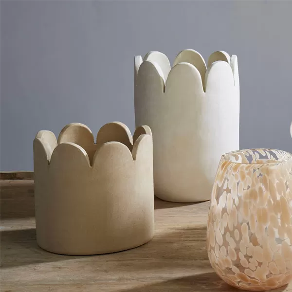 Ceramic Scalloped Pot Large - White