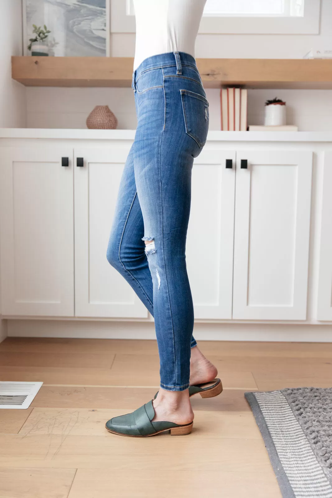 Get Together Mid-Rise Skinny Judy Blue Jegging