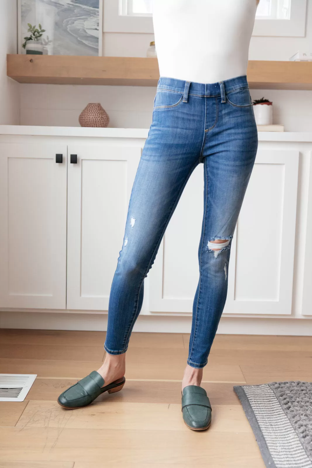 Get Together Mid-Rise Skinny Judy Blue Jegging