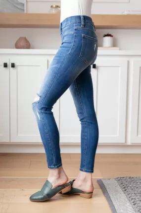 Get Together Mid-Rise Skinny Judy Blue Jegging