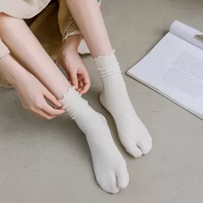 LILLIE Tabi Socks