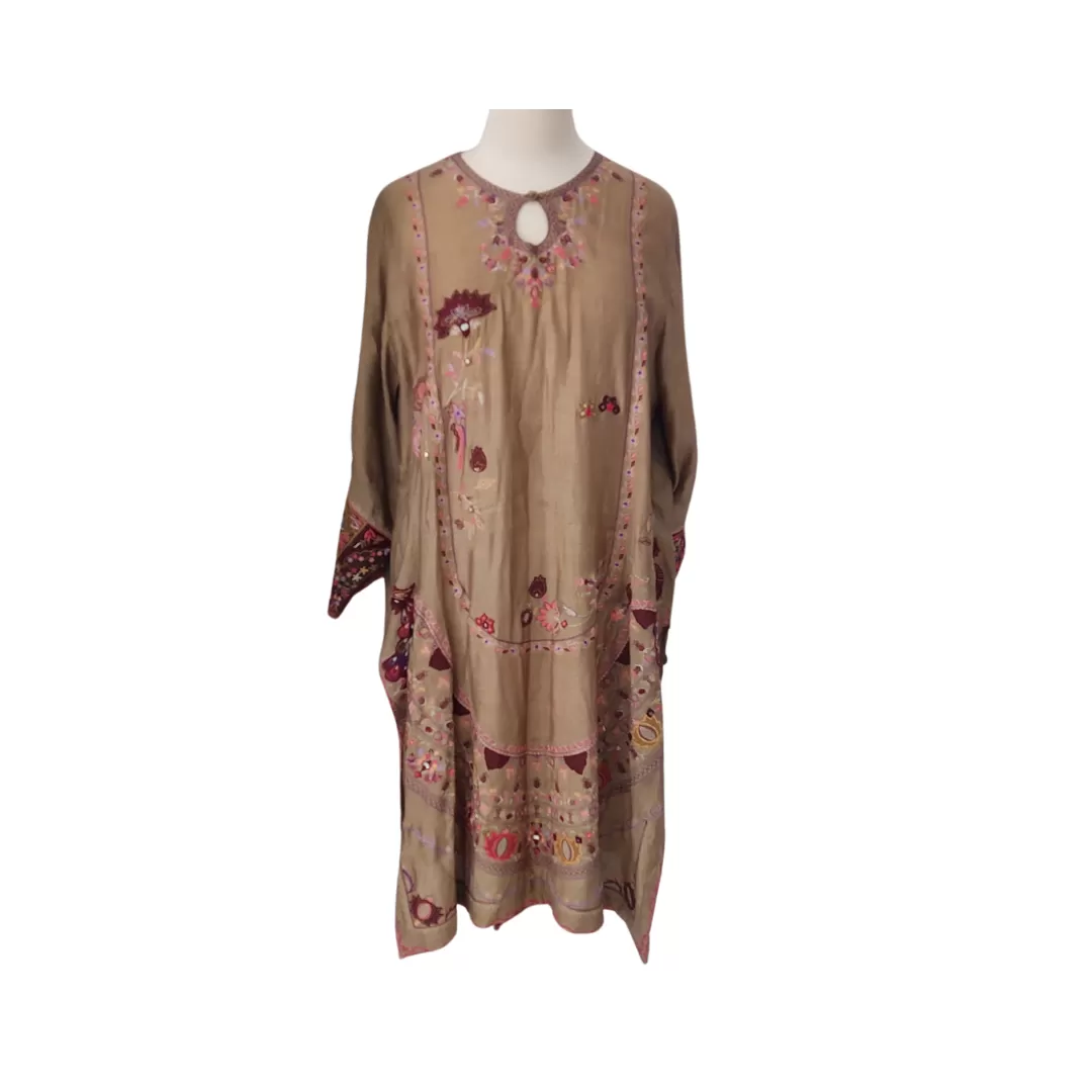 Miraka By Misha Lakhani Mehendi Green Embroidered Kurta | Pre Loved |