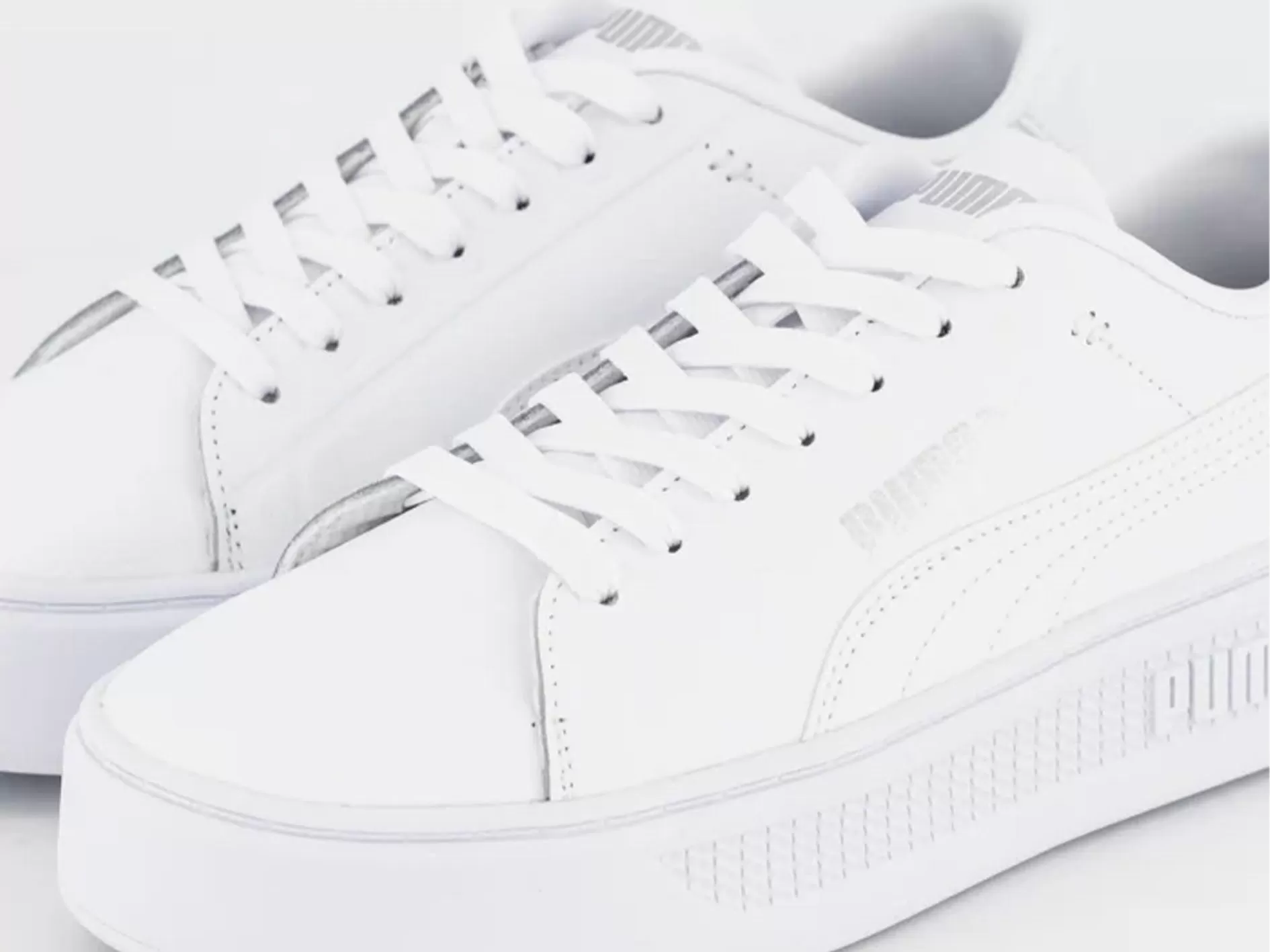 Puma Womens Smash Platform V3 Sleek White/Silver <br> 389401 01