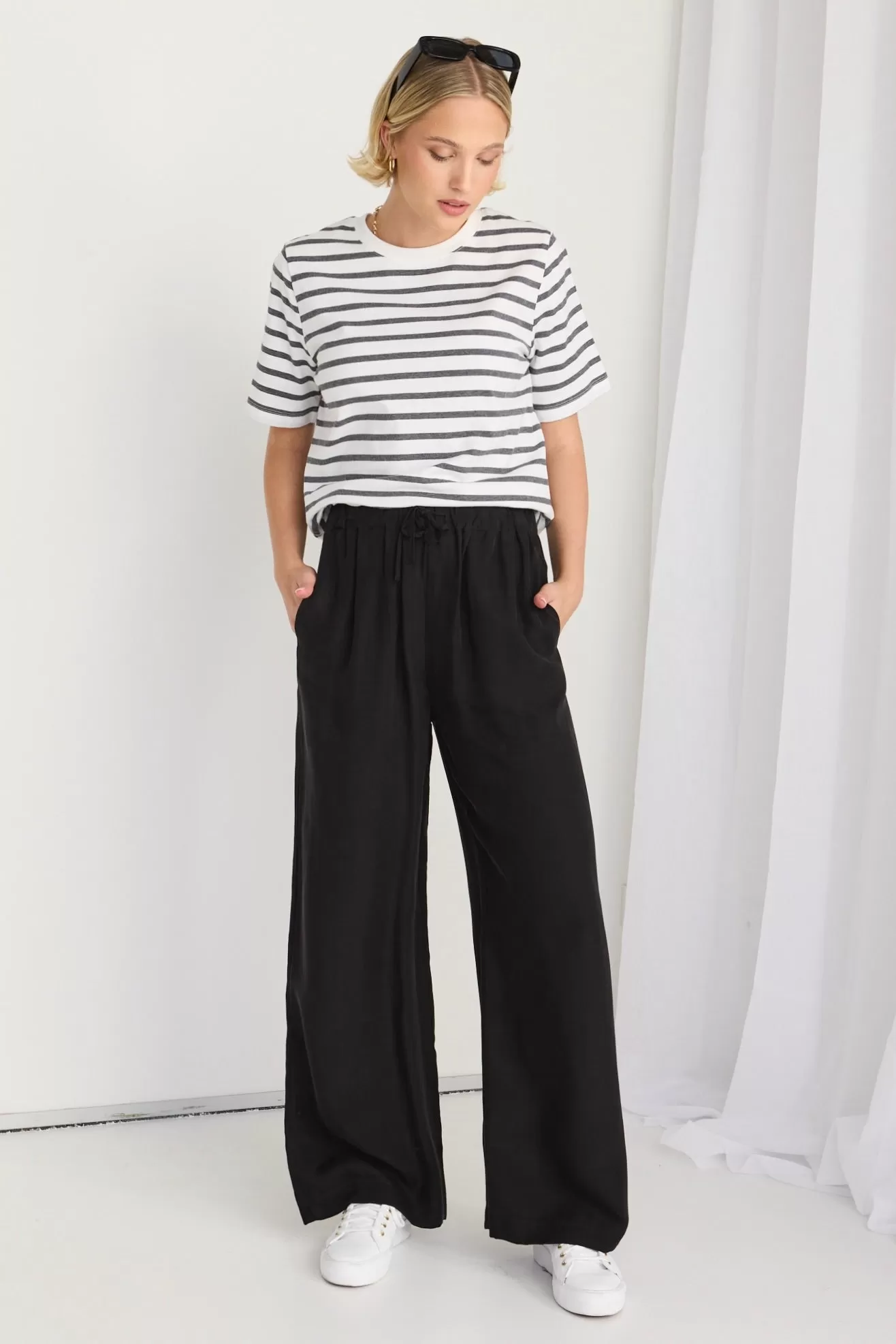 Riverside Black Luxury Blend Pull On Wideleg Pants