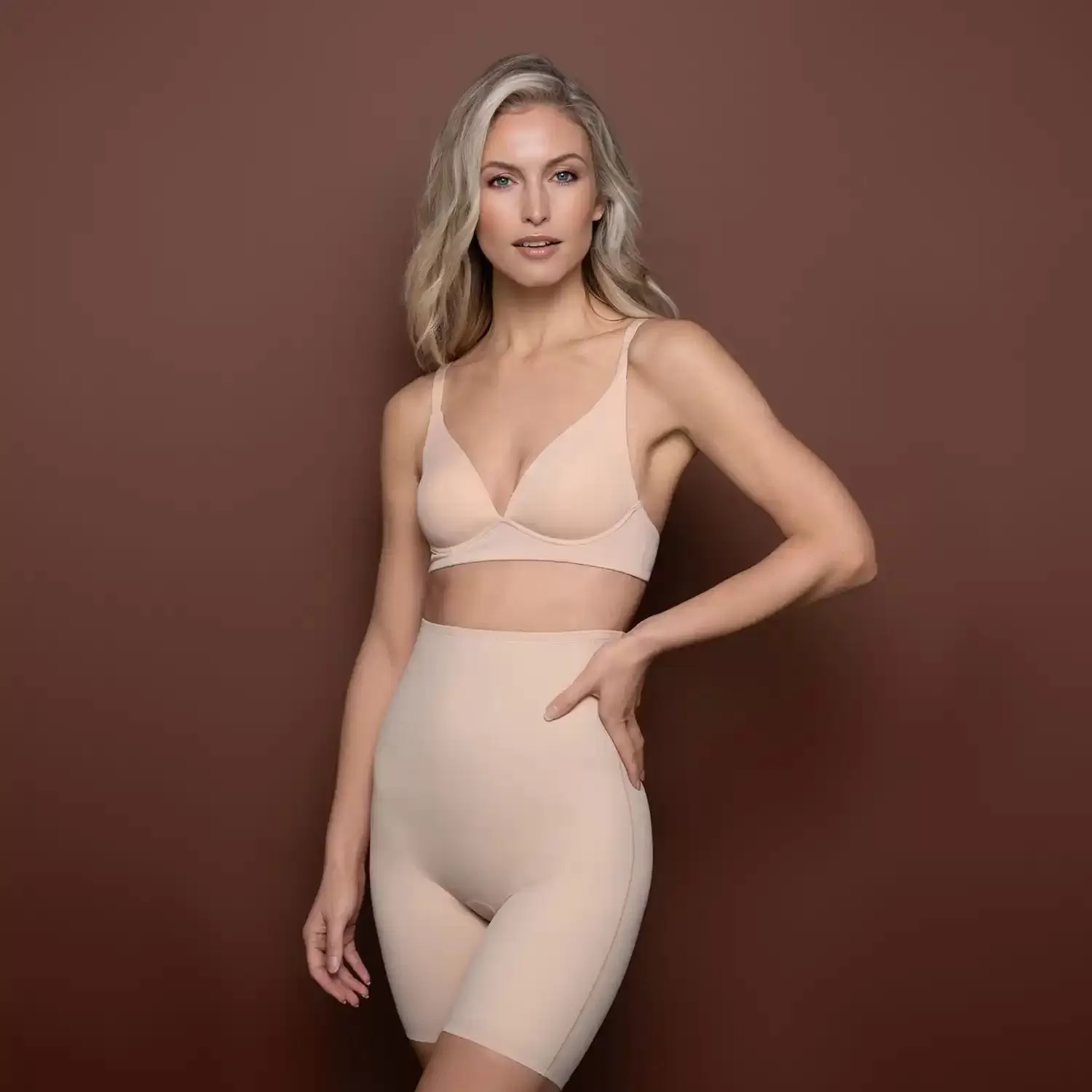 Sculpting High Waist Short - Beige