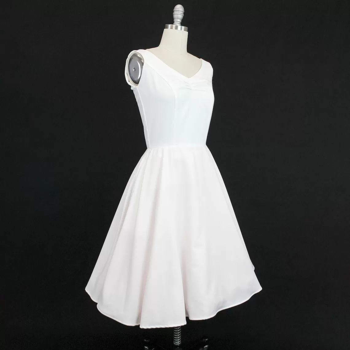 Sleeveless Vintage Ivory Dress XS-3XL #ISD